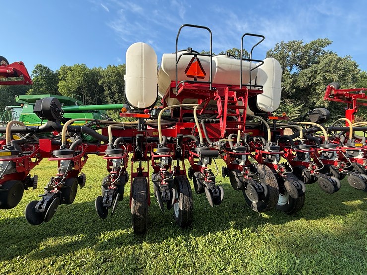 2014-massey-ferguson-8800-image-8