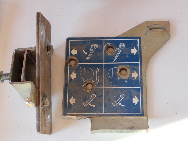 #2097-•-#2097--kuhn-rw1610-single-bale-wrapper-with-twin-wrapper,-monitor,-great-shape-with-low-use!-image-41