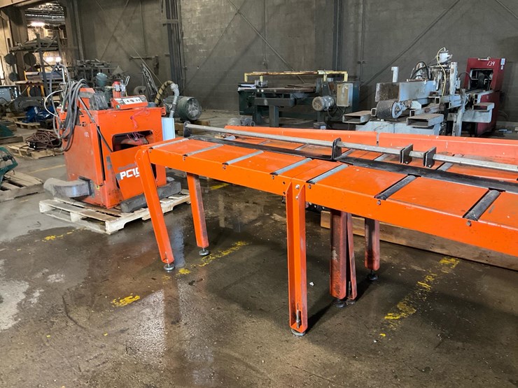 #132-•-wood-mizer-pc100-chop-saw-image-1