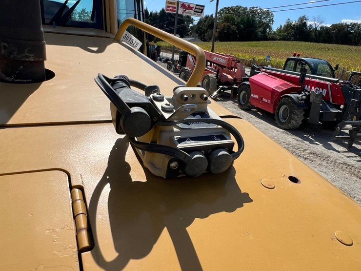 caterpillar-d5n-lgp-image-27