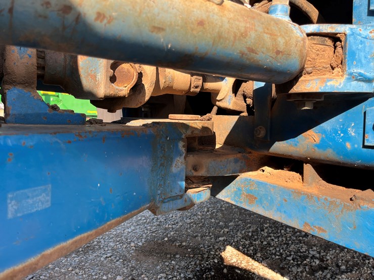 1989-ford-846-image-12