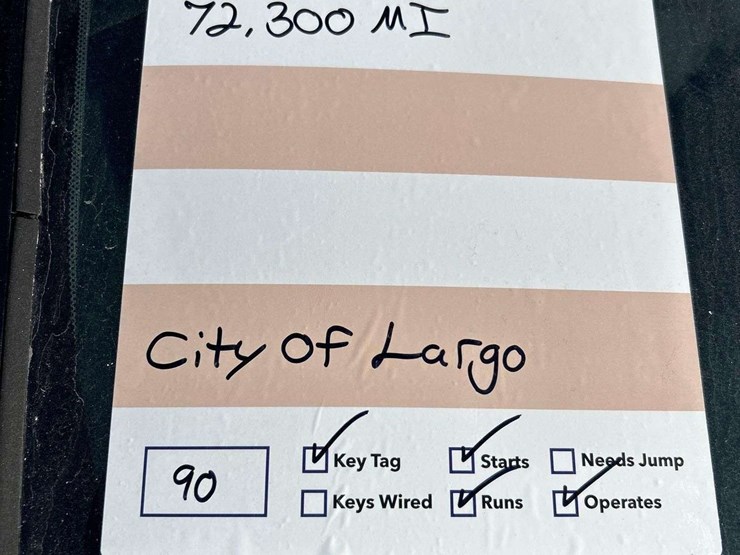 2015-ford-explorer-image-30