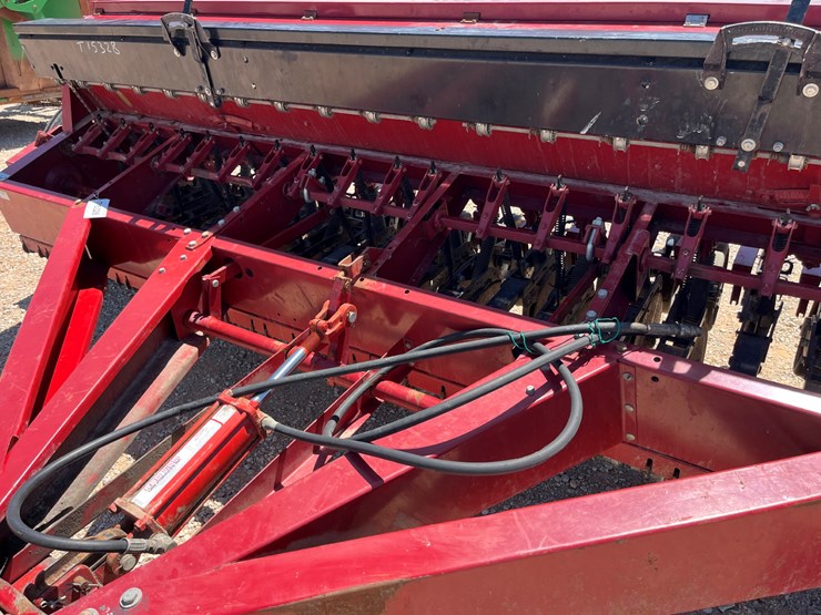 case-ih-5100-image-2