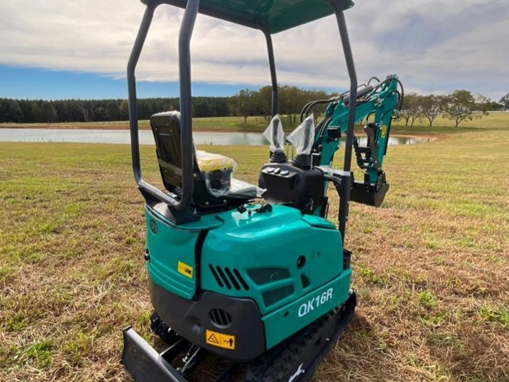 unused-cfg-qk16r-mini-excavator-(rato-15hp-bkt-image-6