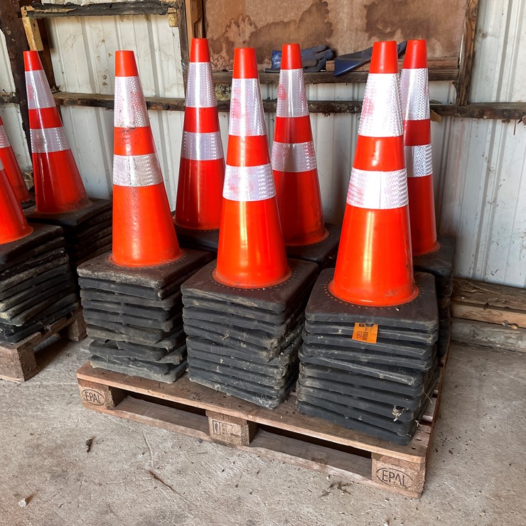 #1053 • (60) Reflective Traffic Cones