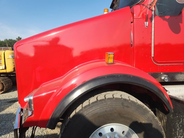 kenworth-t800-image-18