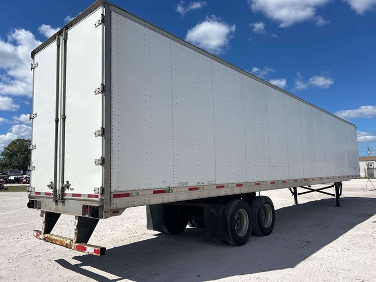 2009-utility-van-image-3