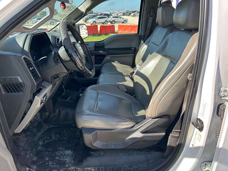 2017-ford-f150-image-13