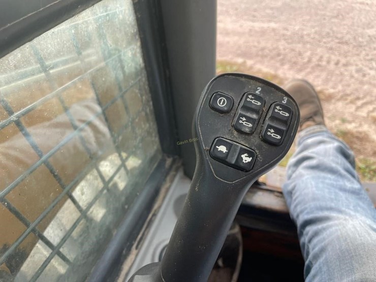 case-sr210b-image-12