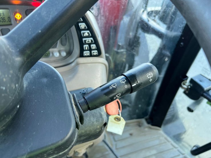 case-ih-maxxum-125-image-31