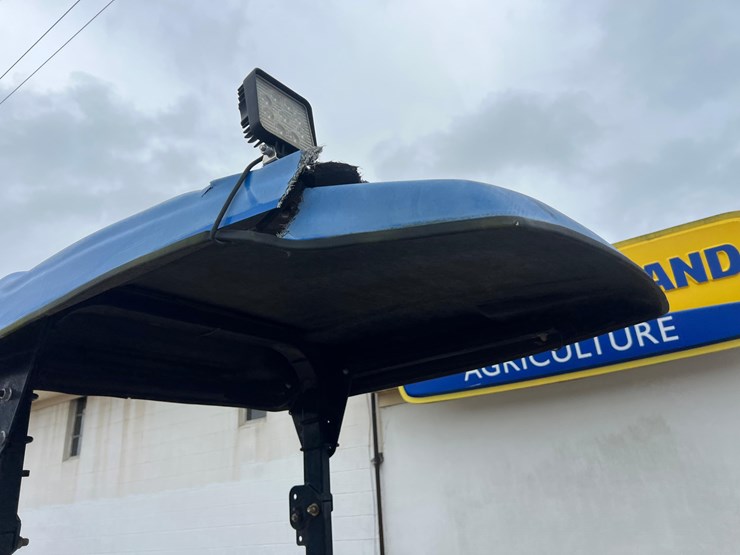 2011-new-holland-30-image-15