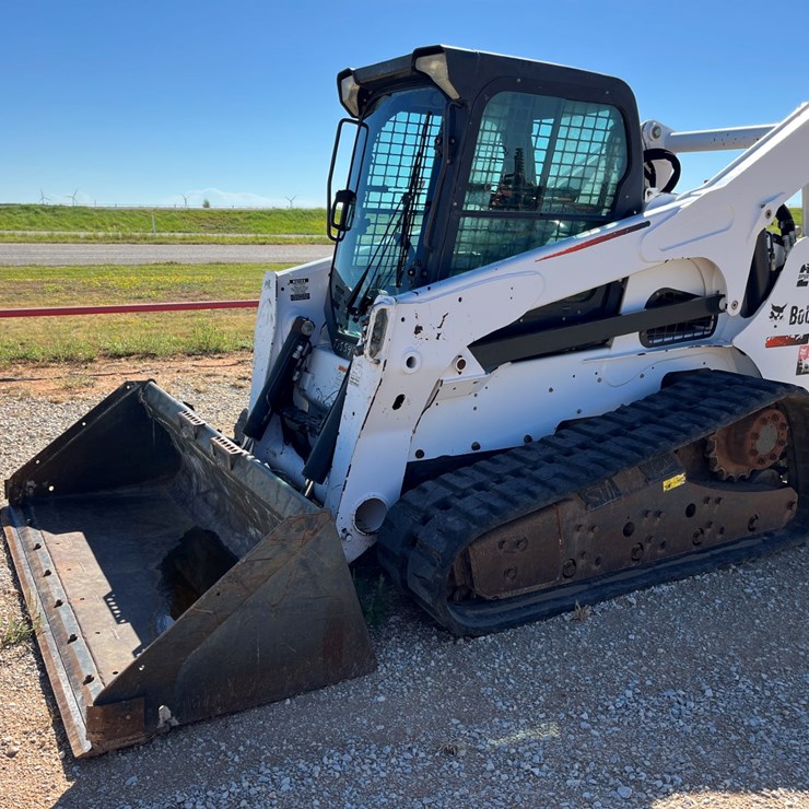 2015 BOBCAT T870