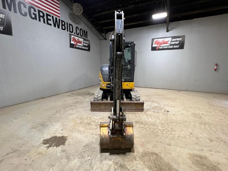 2015-deere-35g-image-8