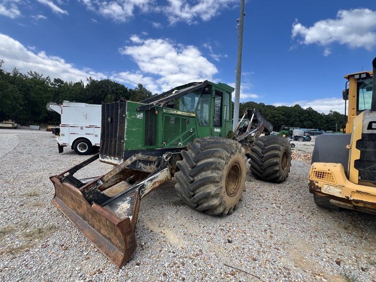 2014-deere-648h-image-1