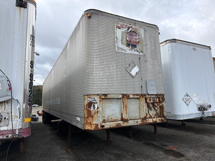 fruehauf-trailer-image-2