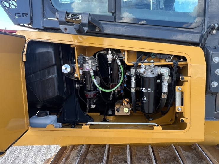 2024-deere-650-lgp-image-10