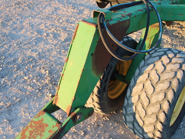 john-deere-1590-image-47