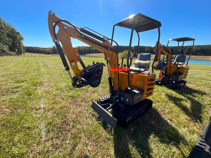 unused-cfg-mx12r-mini-excavator-(rato-15hp,-9.7kw-image-1