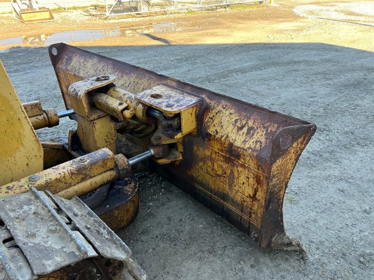 caterpillar-d3c-image-21