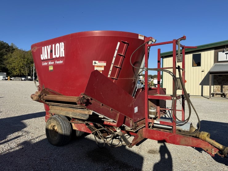 #13961-•-jaylor-feed-cutter-mixer-feeder-image-5