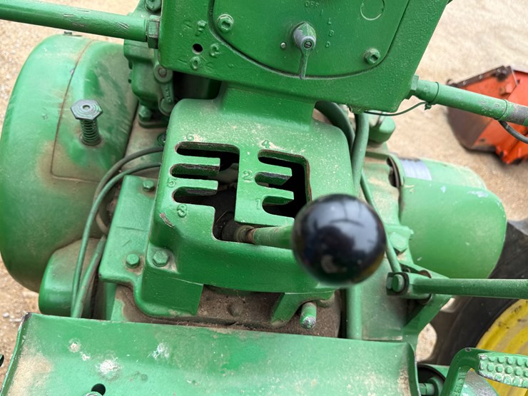 john-deere-50-image-21