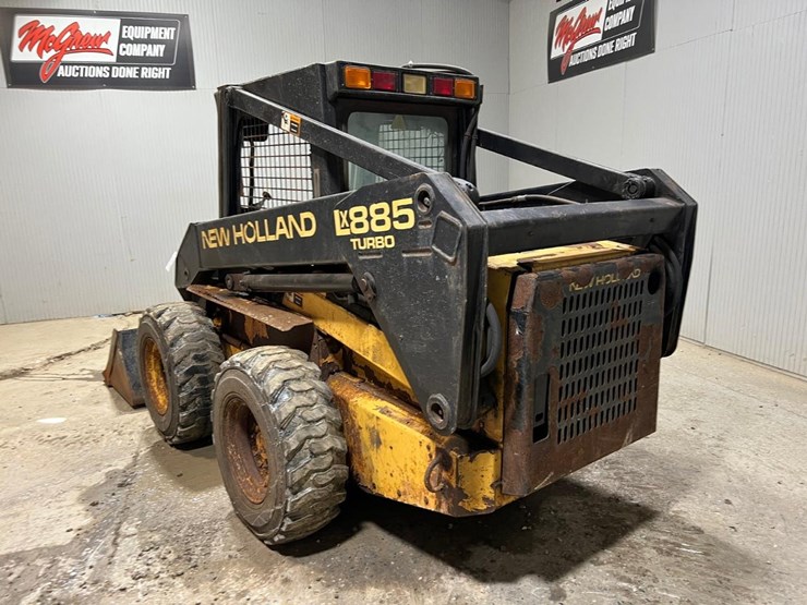 new-holland-lx885-image-3