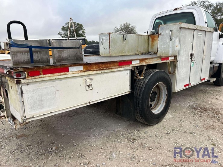 2005-gmc-c8500-flatbed-service-truck-image-20