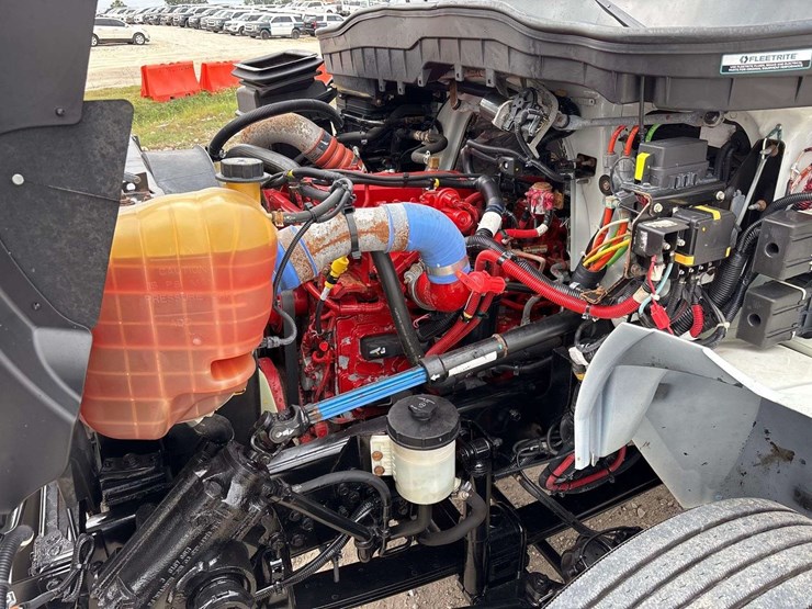 2020-international-mv607-16ft-morgan-dump-truck-image-25