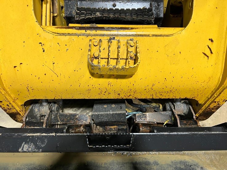 caterpillar-297c-image-10