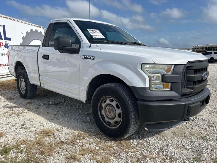 2016-ford-f150-image-2