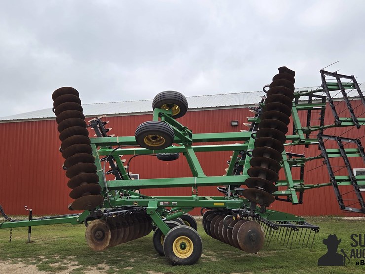 2011-john-deere-637-image-8