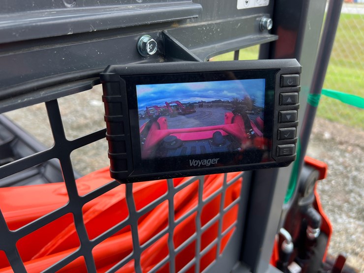 2023-kubota-svl97-2-image-7