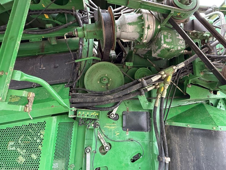 2003-john-deere-9760-sts-image-93