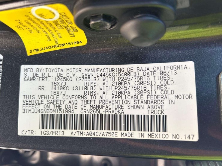 2013-toyota-tacoma-image-5