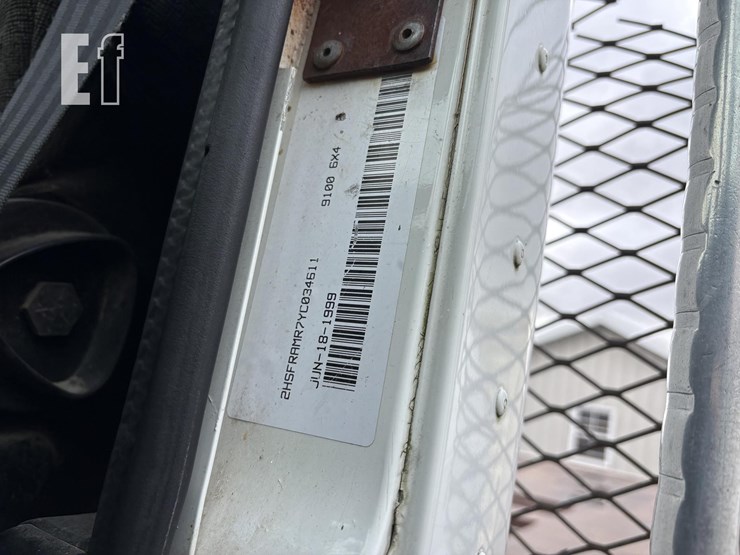 2000-international-9100-image-24