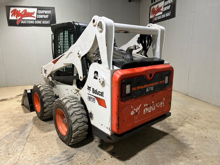 2017-bobcat-s770-image-3