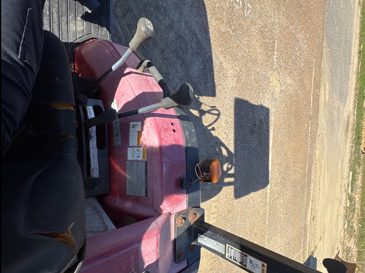 mahindra-2810-image-16