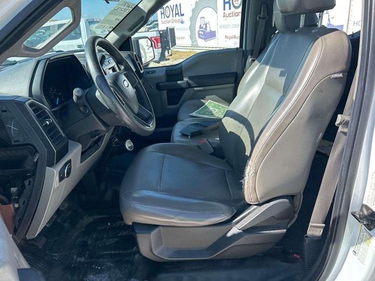 2017-ford-f150-image-12