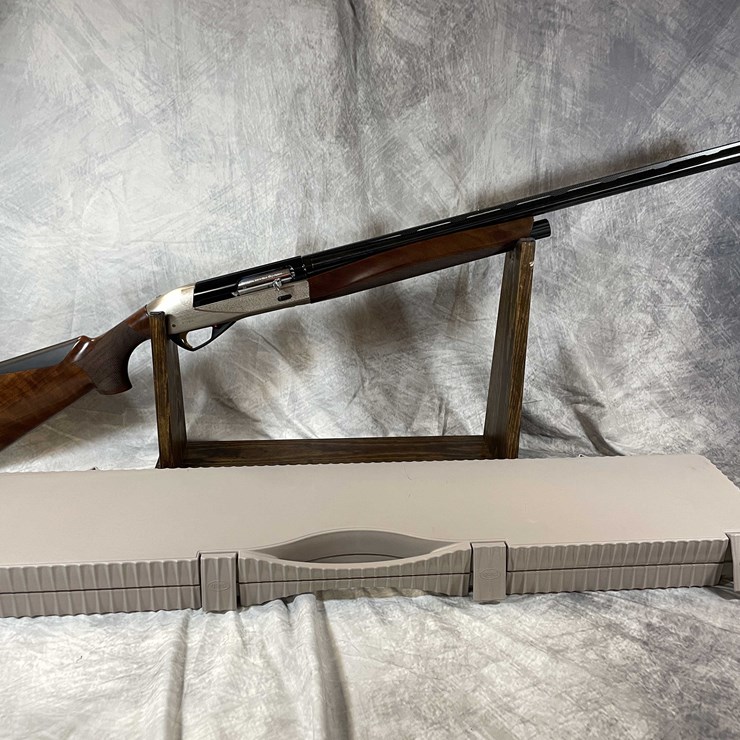 #2000 • Benelli Ethos 12 Ga. Semi-Auto Shotgun, SN: F418622K