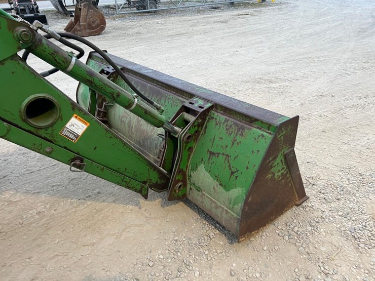 john-deere-725-image-18