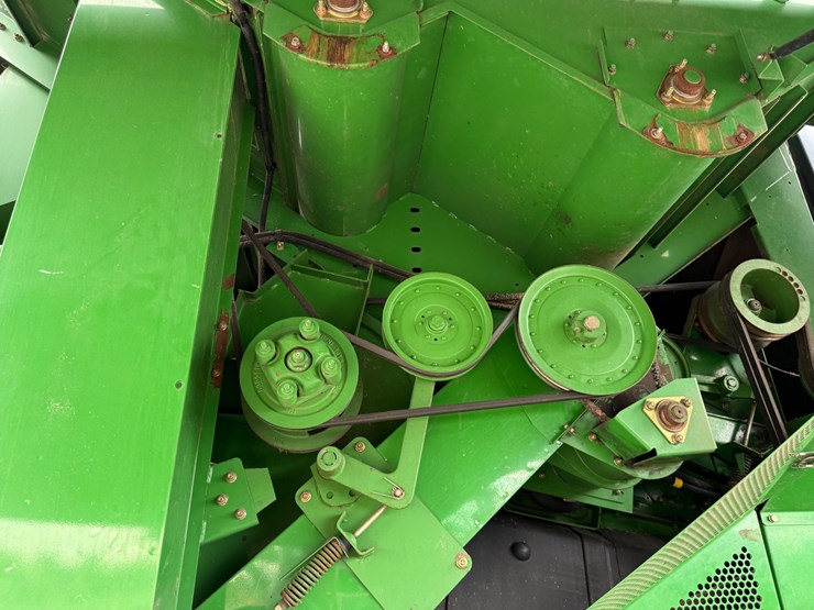 2003-john-deere-9760-sts-image-43