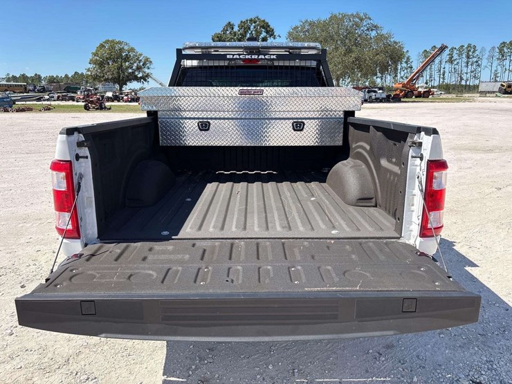 2023-ford-f150-image-9