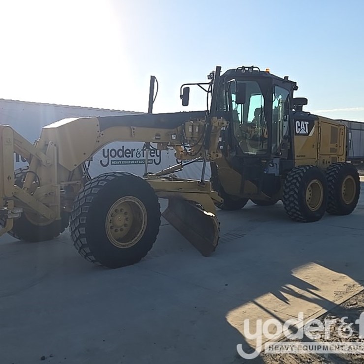2016 CATERPILLAR 140M3