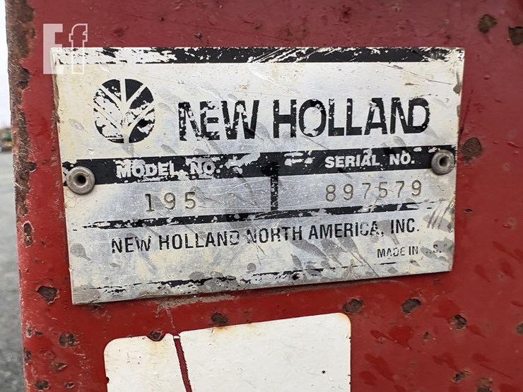 new-holland-195-image-15