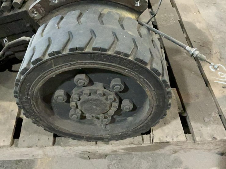 #163-•-forklift-drive-and-steer-wheels-image-14