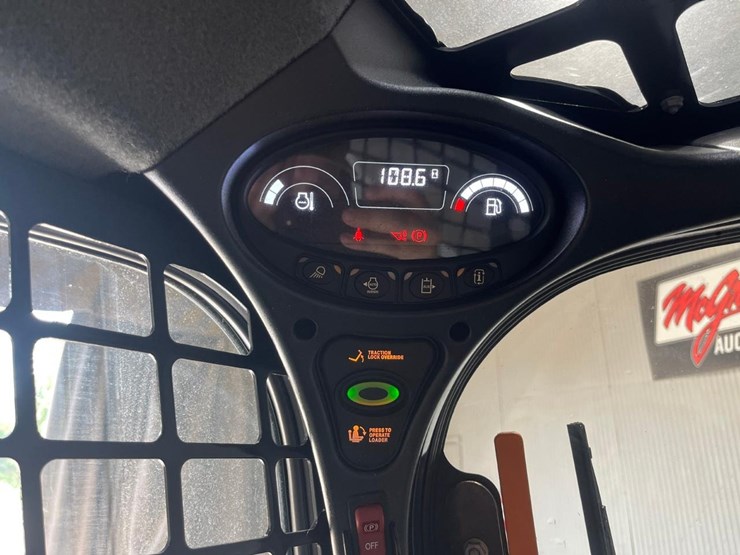 2023-bobcat-s650-image-19