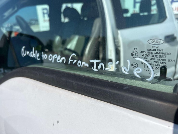 2017-ford-f150-image-12