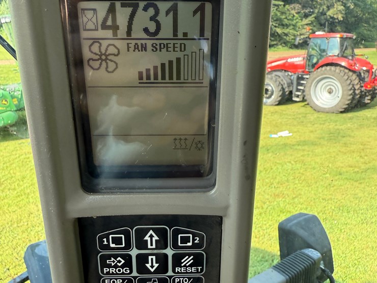 2014-case-ih-magnum-190-image-8