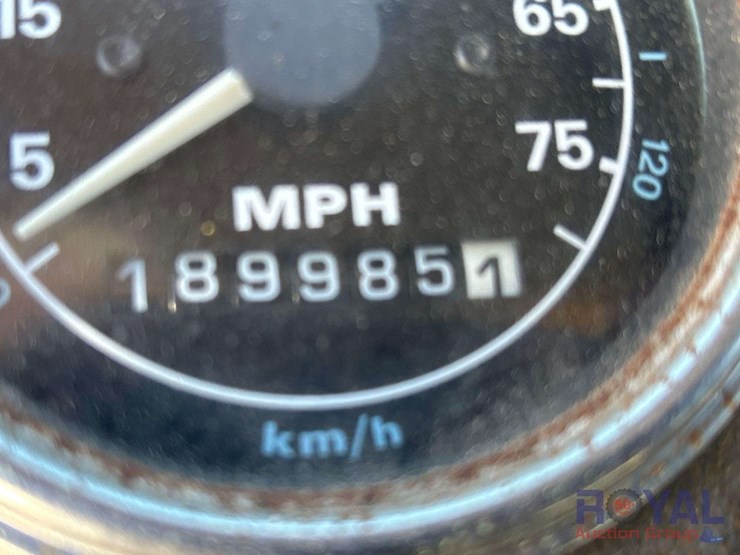 1992-ford-lt9000-image-6