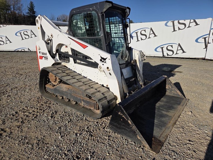 2019-bobcat-t740-image-7